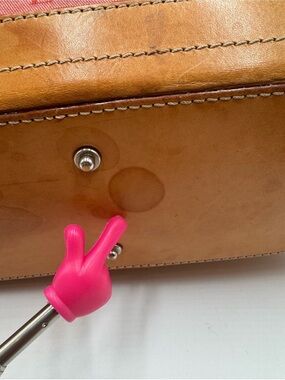Sellers Tool “call it out” finger pointer - pick your color - only 1